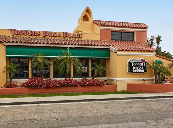 Toppers Pizza Place Ventura